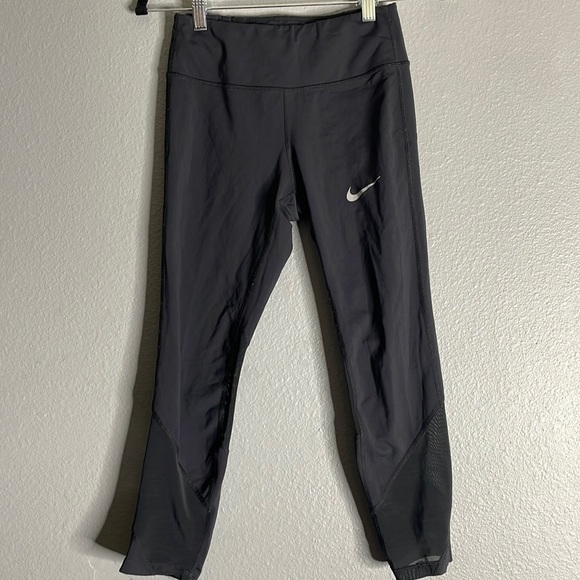 Nike mesh cropped leggings XS women’s black